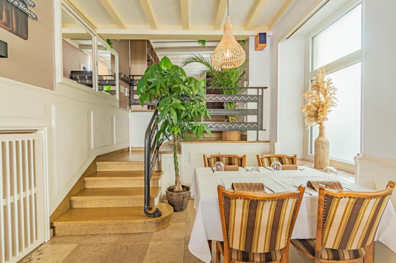 Hotel Le Petit Poete 埃希特纳赫 外观 照片